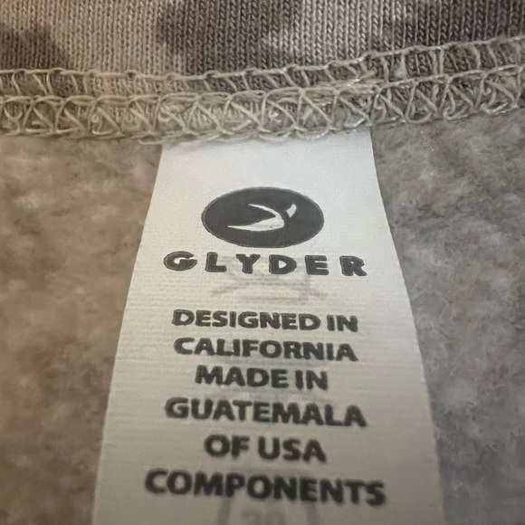 Glyder Lounge Long Sleevee in Oatmilk Leopard size M Soft - Picture 5 of 16